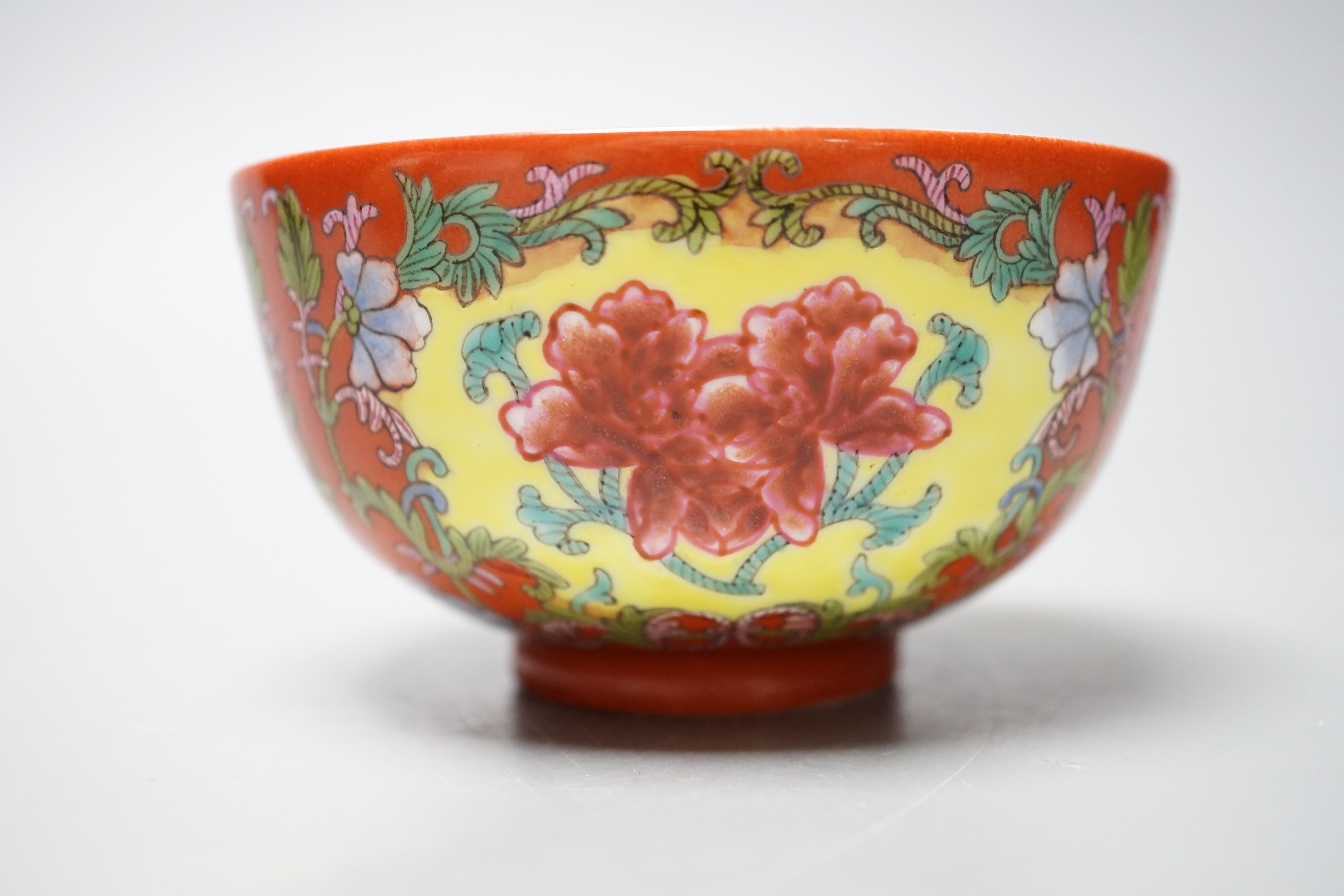 A Chinese famille rose coral ground bowl, 11cm diameter